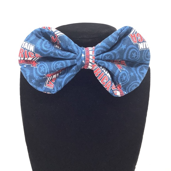Captain America Blue Handcrafted Bow Tie - Comic Book Collection - Picture 4 of 7